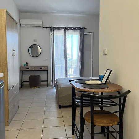 Aceno Apartman